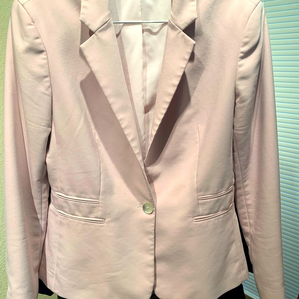 Suit blazer and Skirt, SIZE 10 BLAZER SIZE 8 SKIRT